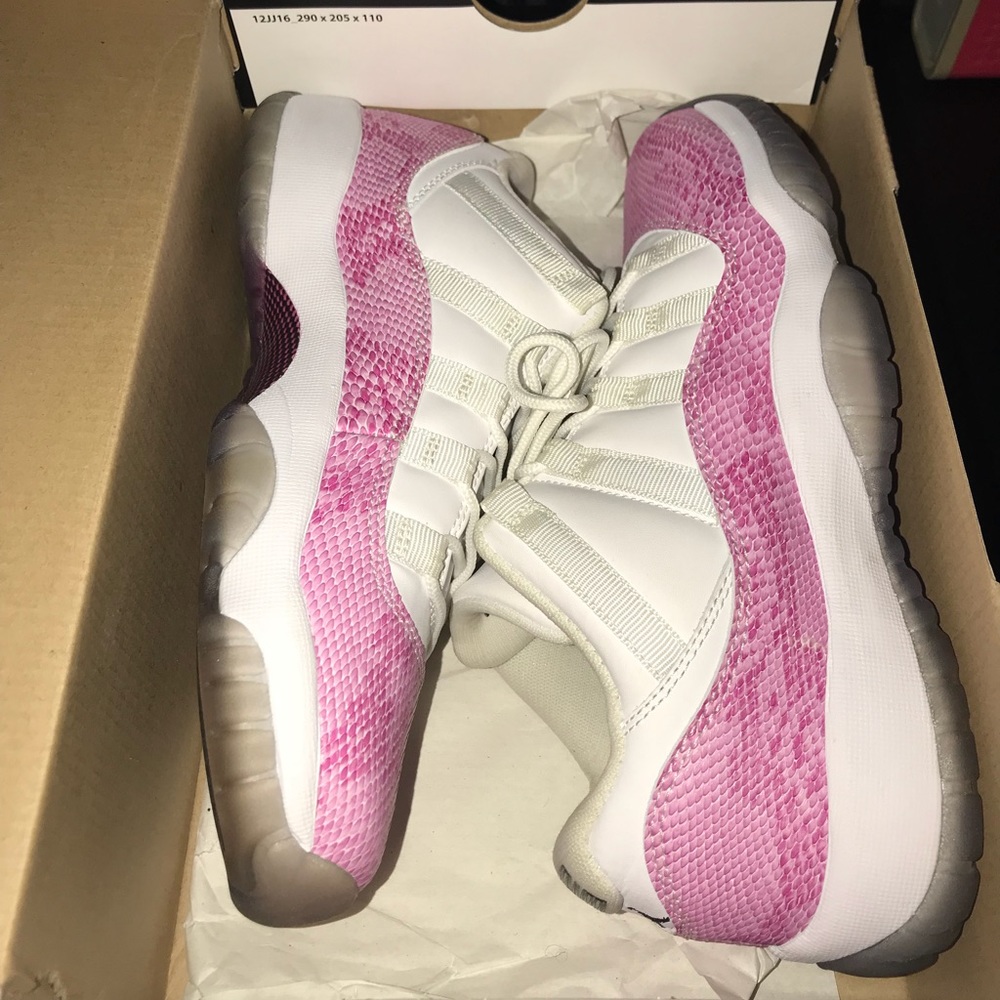 Girls Air Jordan Retro 11’s